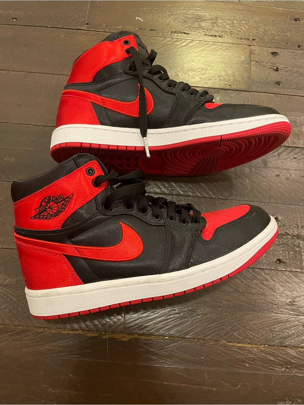Nike Air Jordan 1 High - Black/Red